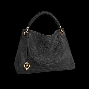 Louis Vuitton artsy MM shoulder bag